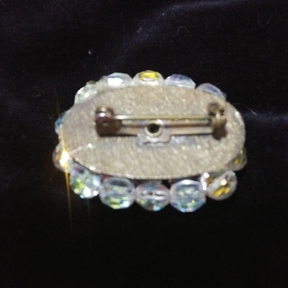 Vintage Aurora pin/brooch - Picture 5 of 5